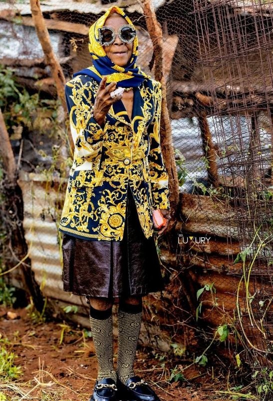Margret, la abuela de Zambia que se ha convertido en un icono de estilo a sus 80 años