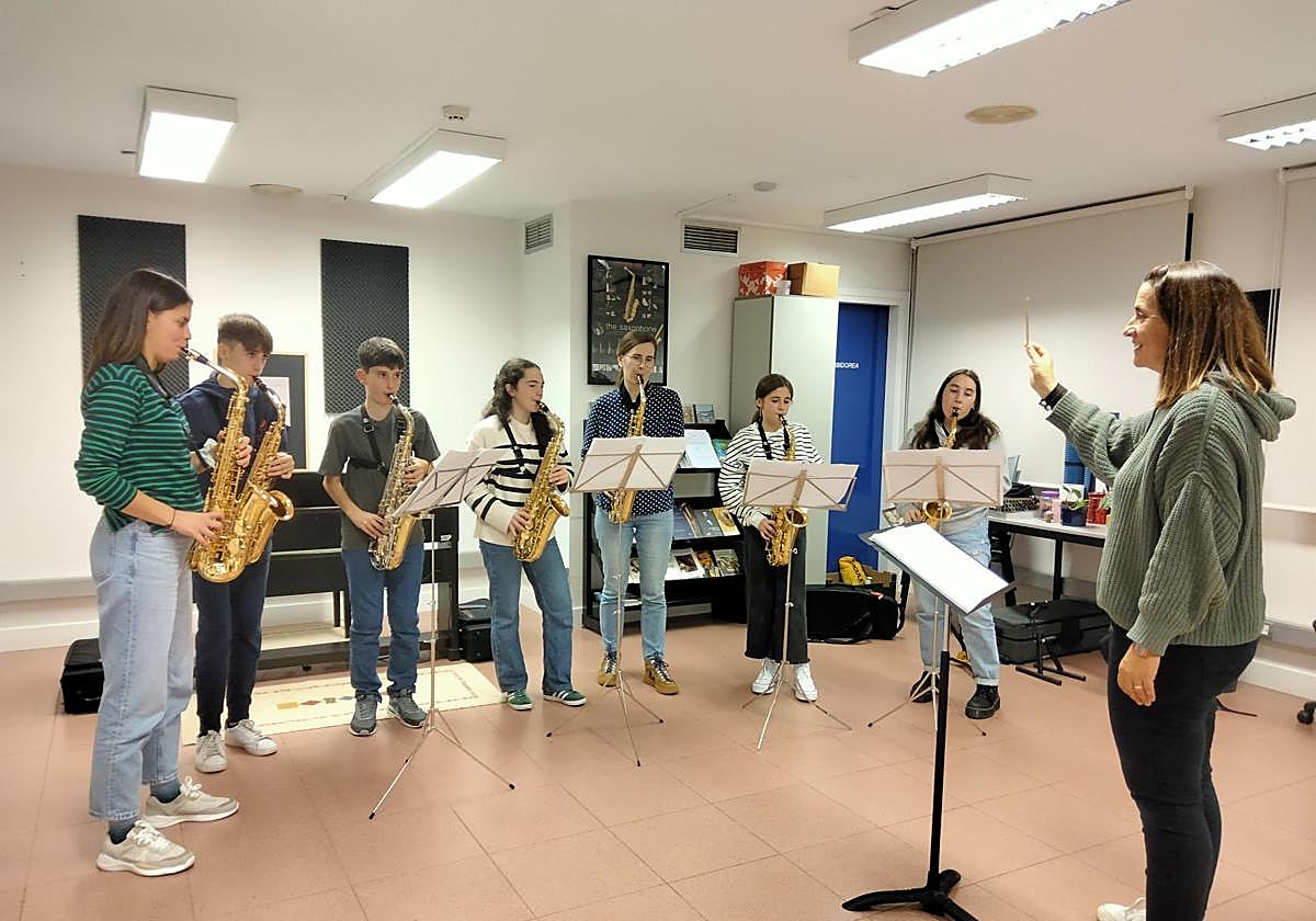 Los jóvenes músicos formarán parte de esta iniciativa de la reputada saxofonista.