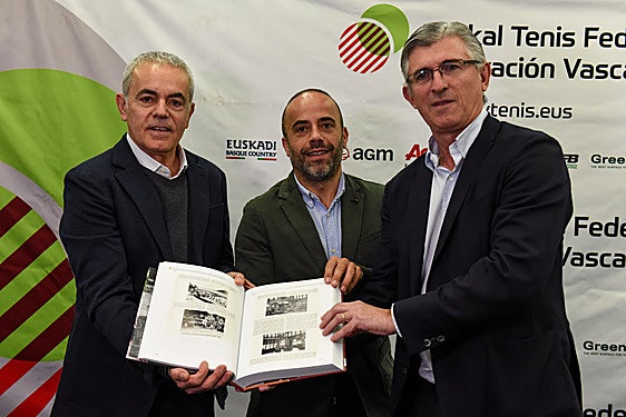 650 páginas y más de 700 fotos, el libro que recoge la historia del tenis vasco