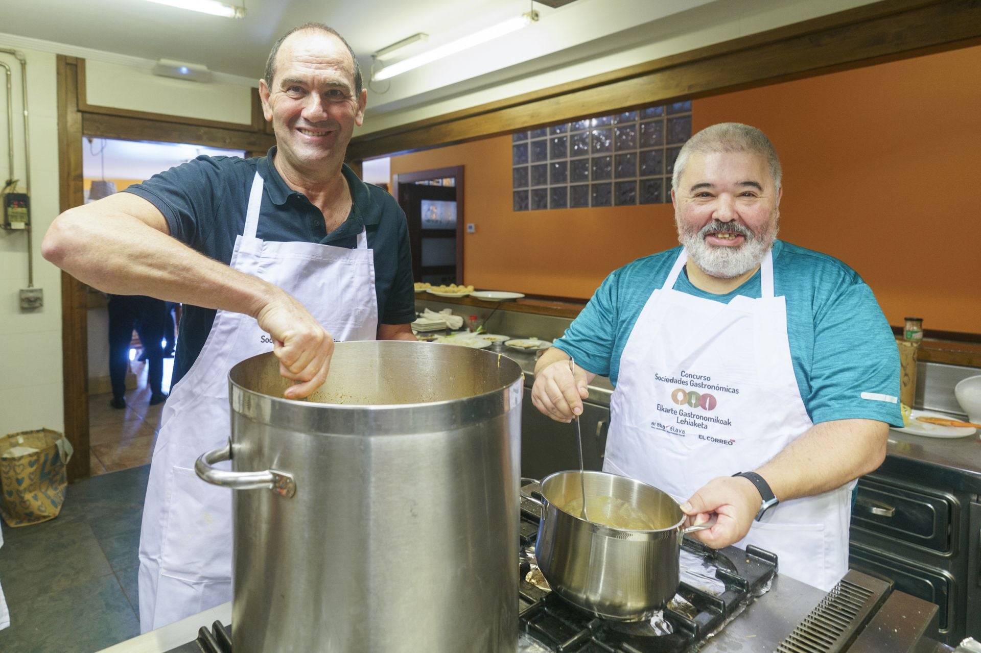 Así fue la comida en Gatzalde