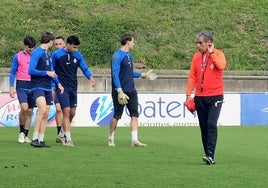 Natxo González, durante el entrenamiento de este viernes en Urritxe.