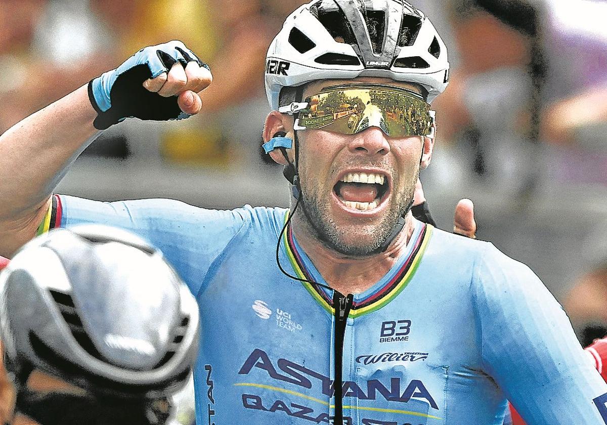 Mark Cavendish celebra una victoria de etapa la pasada temporada.