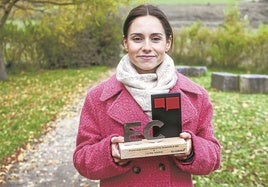 Lourdes Oyarbide, que anunció su retirada hace unas semanas, seguirá rodando en bici por las carreteras de Aspárrena.