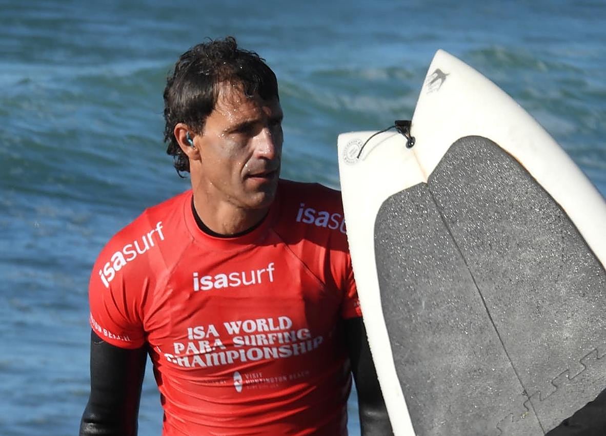 Imagen secundaria 1 - El vizcaíno Ibon Oregi, quinto en el Mundial de surf adaptado