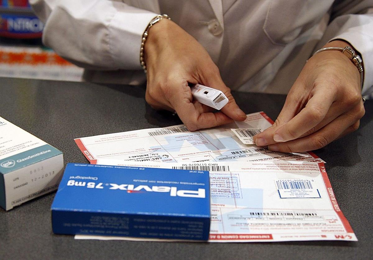 Dos detenidos en Sestao por falsificar más de 200 recetas médicas para vender los fármacos