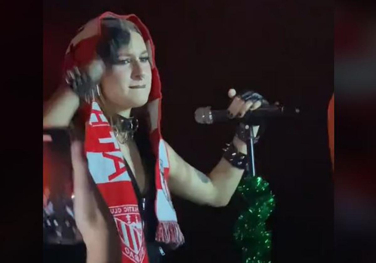 La extriunfita Ruslana, una aficionada más del Athletic