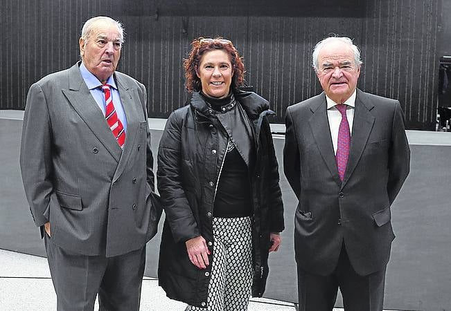 Pedro Garaygordobil, Amaia Arregi y Jorge Bergareche.