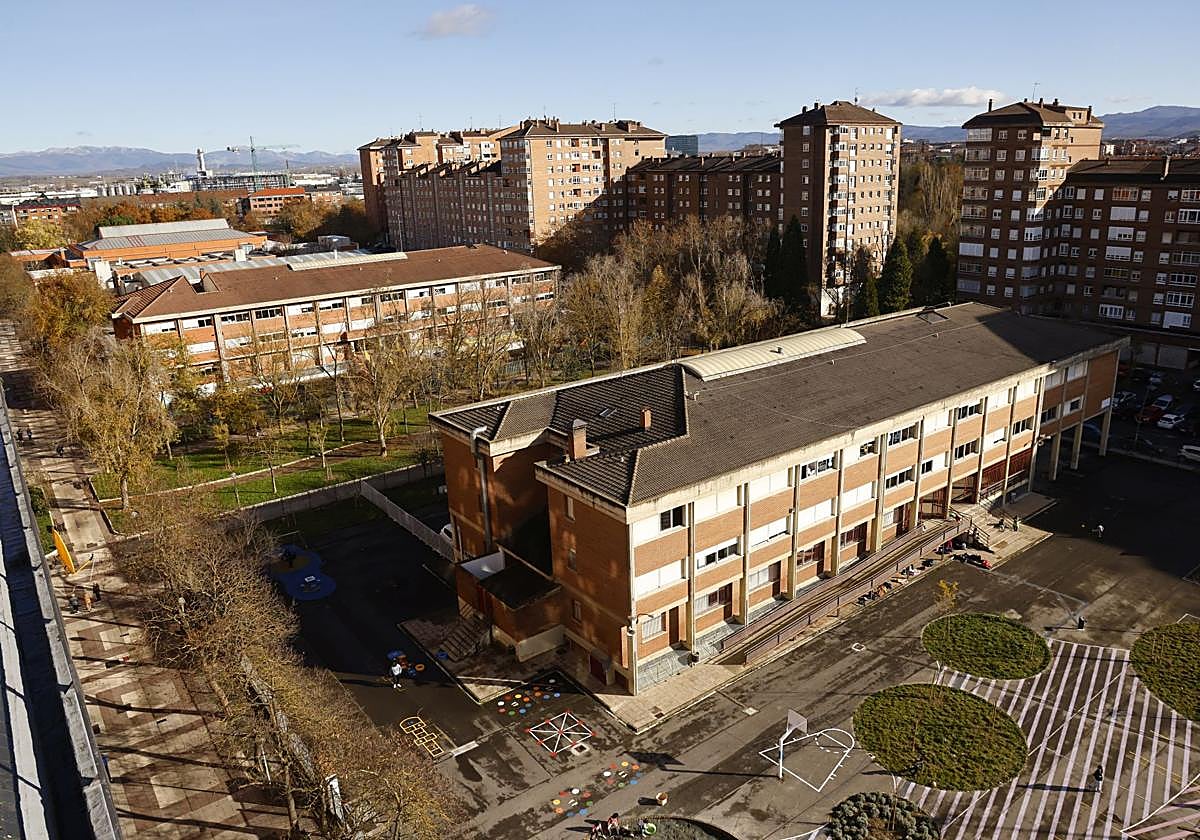 Educación quiere fusionar ambos centros educativos.