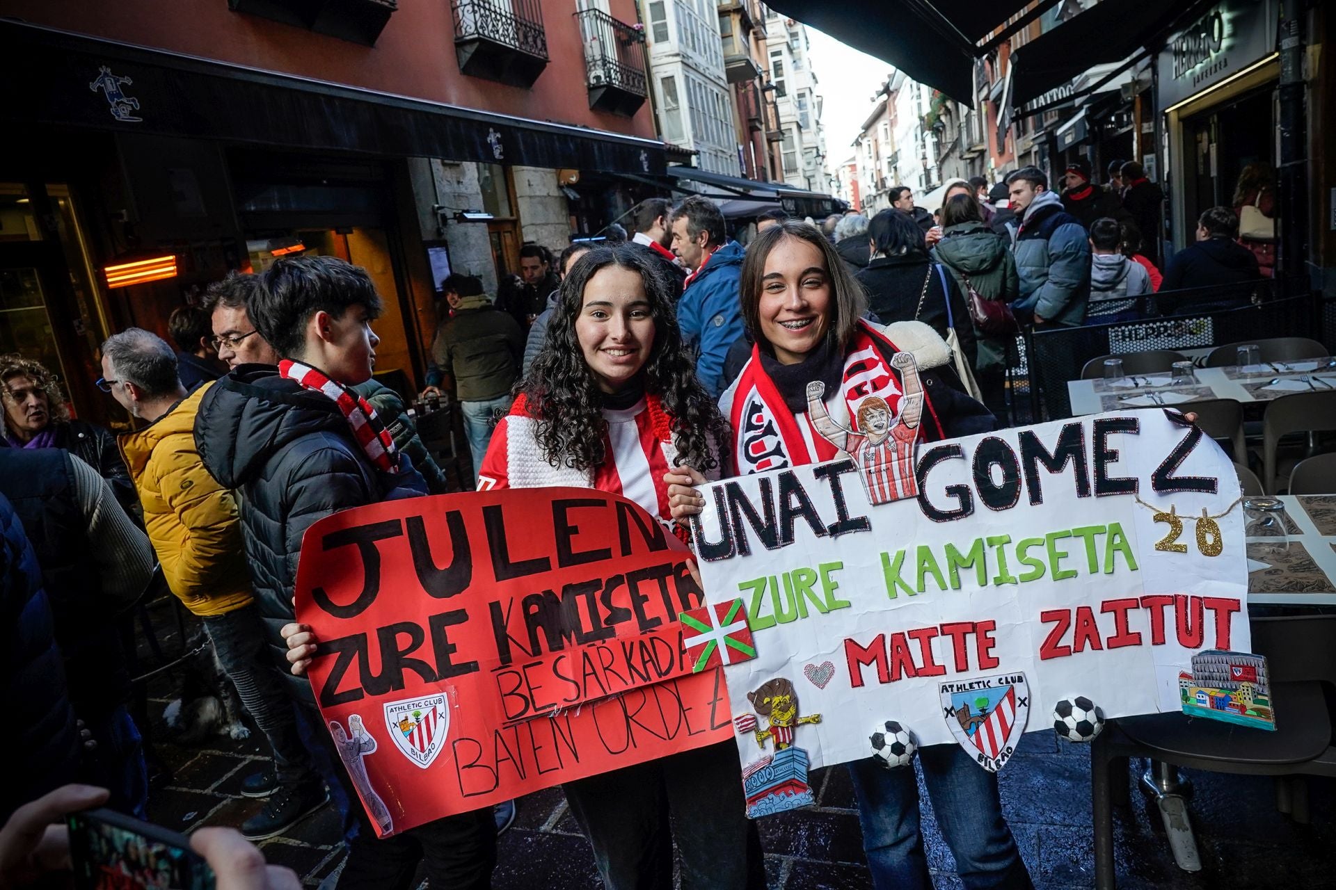 El ambiente previo del derbi