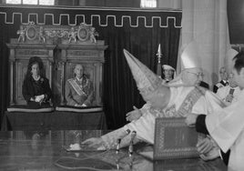 Franco, en su visita a Vitoria para consagrar la Catedral Nueva en 1969.