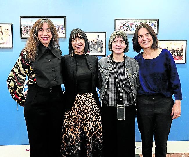 Sandra Fernández, Erika Otxoa, Ainara Antxia y Karmele Zubizarreta.