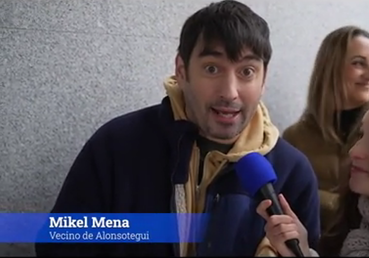 Los 400 kilómetros de cola desde Doña Manolita hasta Alonsotegi por la Lotería de Navidad: «En dos semanas tendré mi décimo»