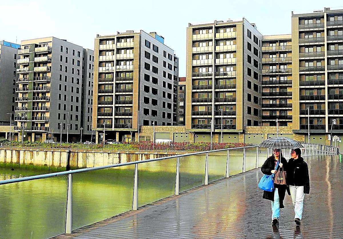 El Gobierno vasco entregará el año que viene 120 pisos de VPO en régimen de venta ubicados en el entorno de Zorrozaurre, en Bilbao.