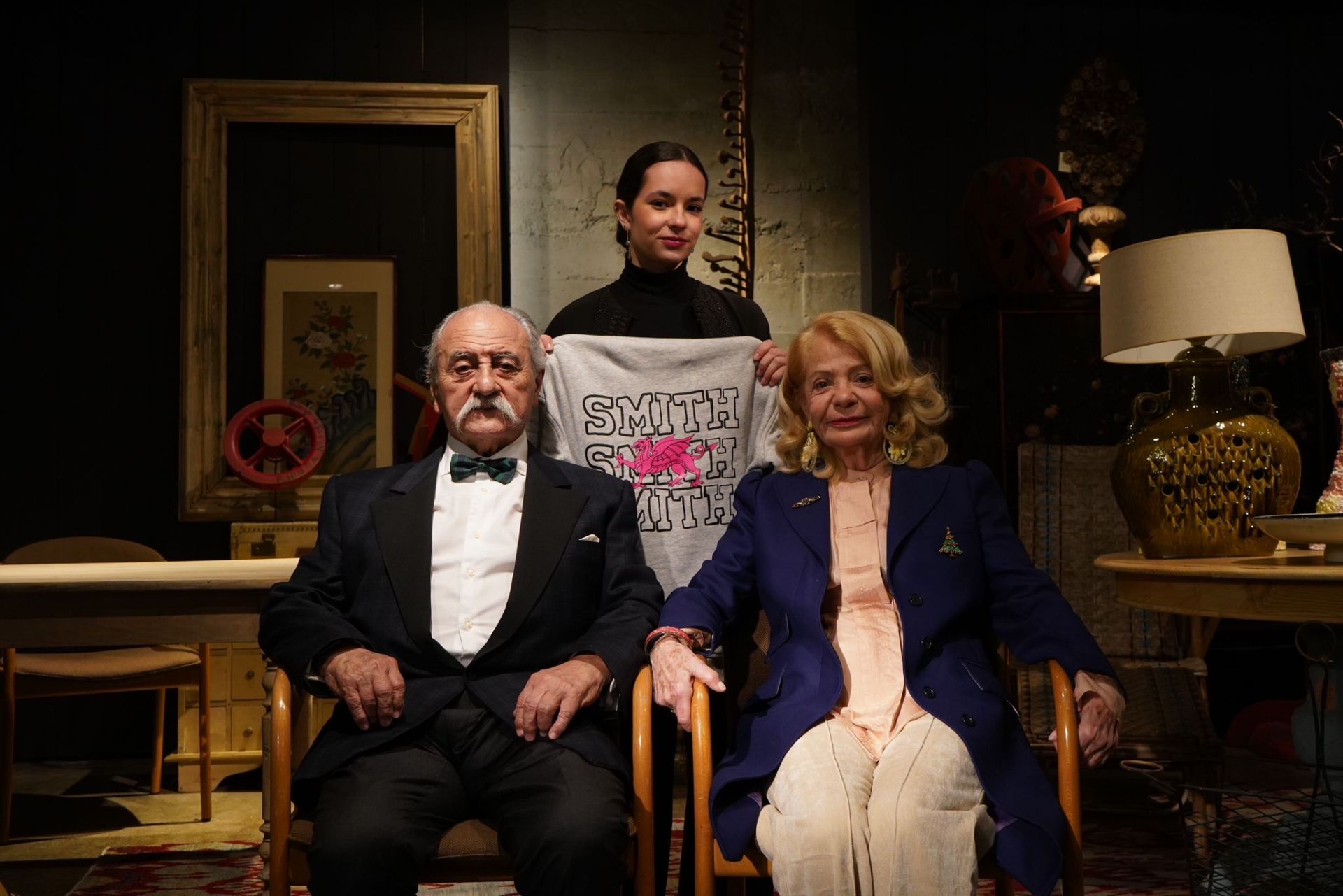 Los Smith, abuelo y nieta, reinventan las sudaderas que triunfaron en los 80 en Bizkaia