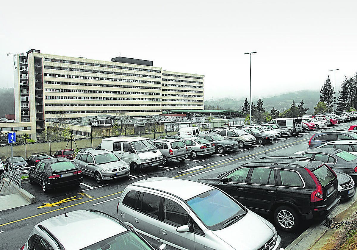 Un vizcaíno solicita un cambio de hospital tras suspenderle tres veces una prueba oncológica
