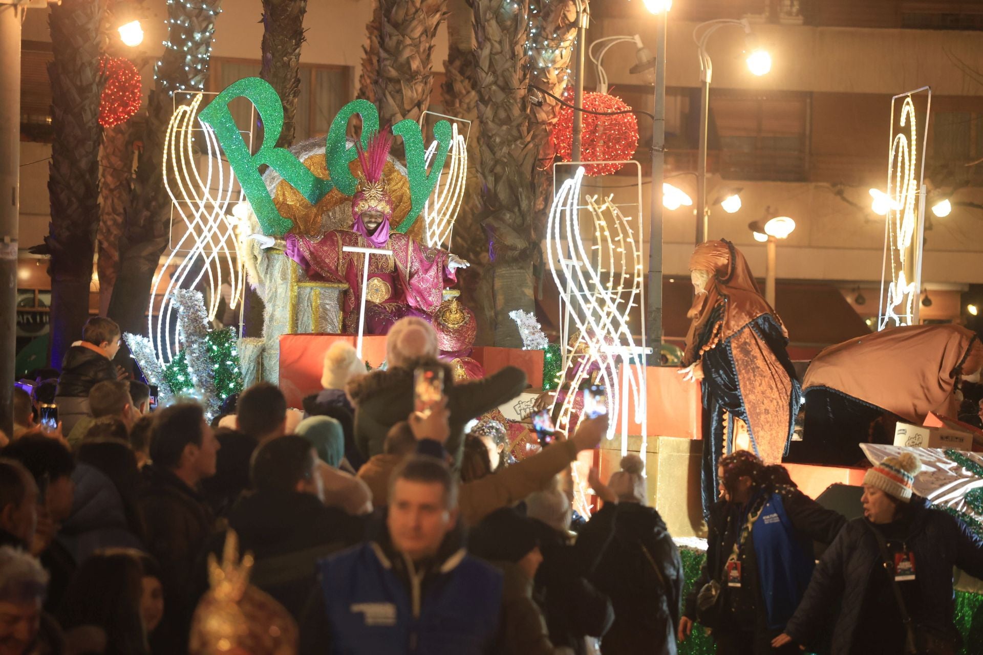 Baltasar en su carroza en la cabalgata del pasado año.