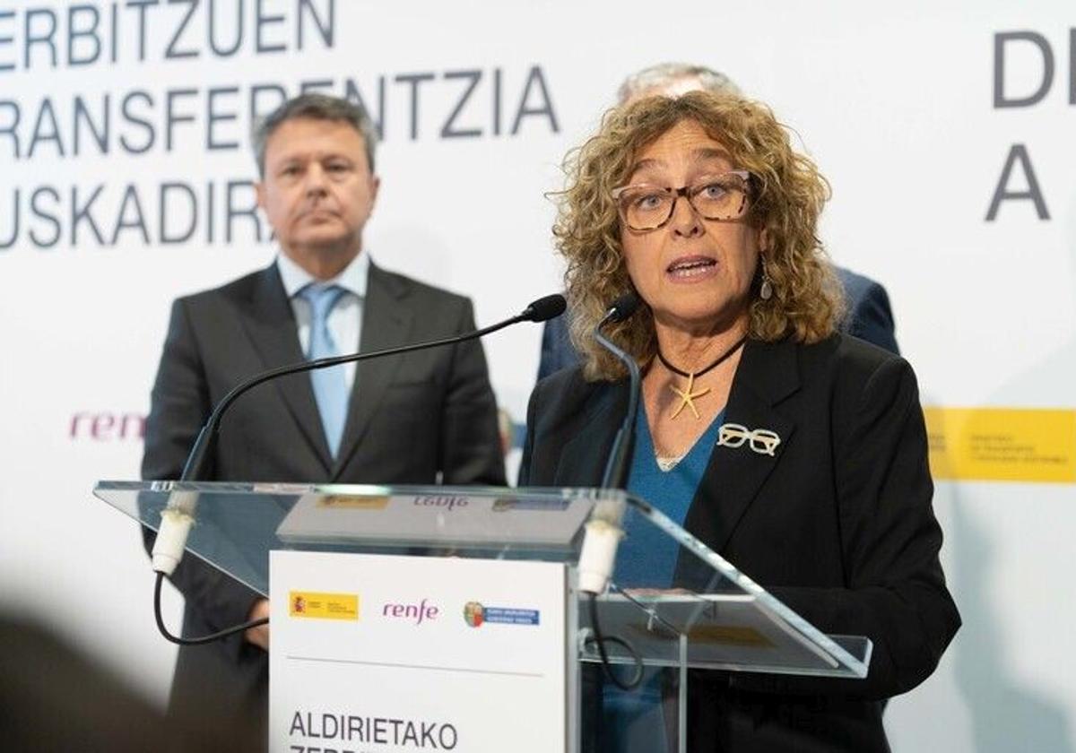 La consejera, Susana García Chueca, durante la firma del acuerdo el pasado noviembre.