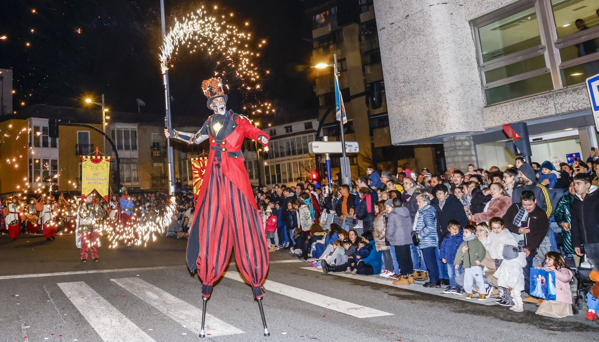 Las imágenes de la cabalgata de los Reyes Magos en Vitoria