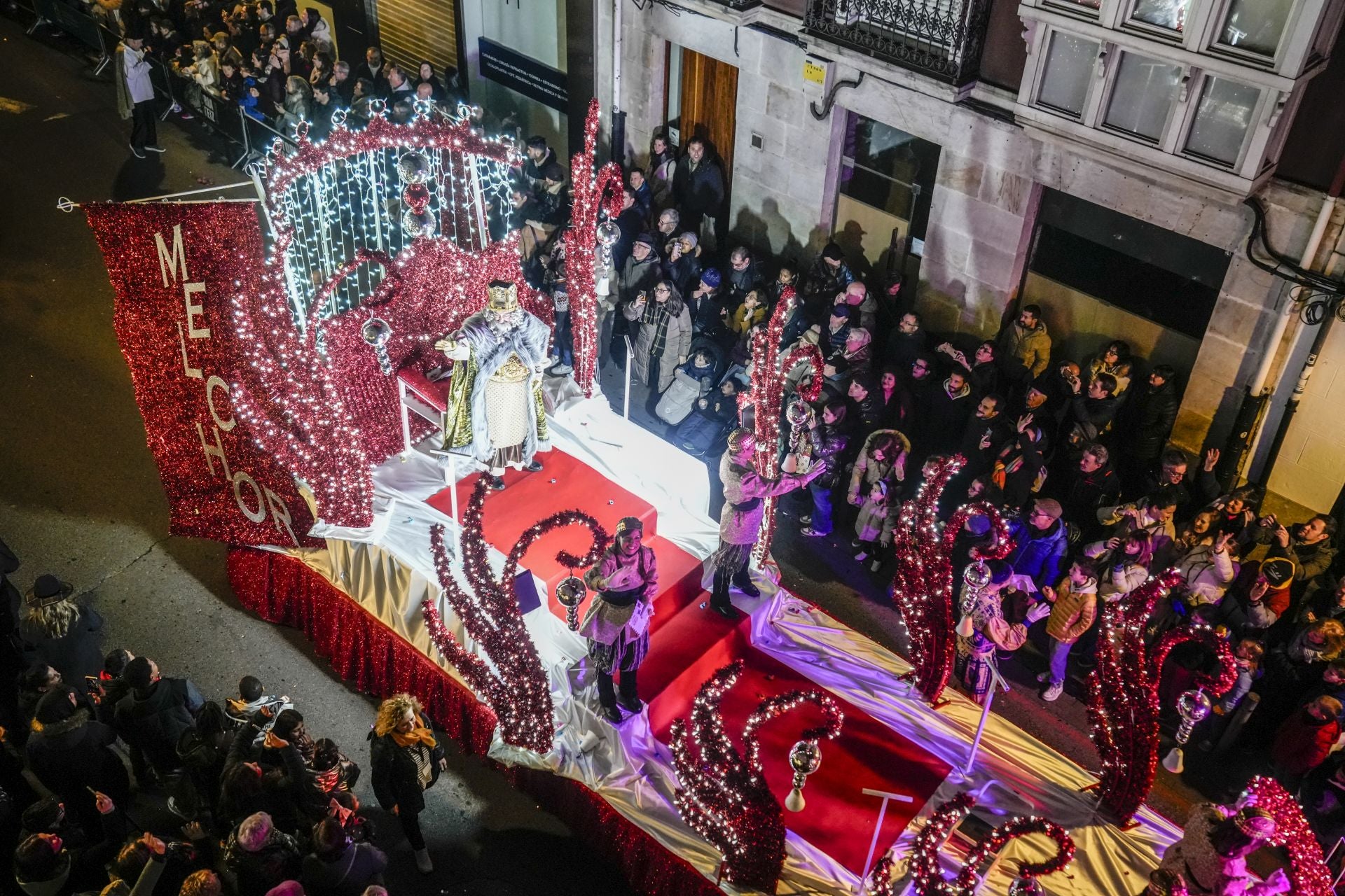 Las imágenes de la cabalgata de los Reyes Magos en Vitoria