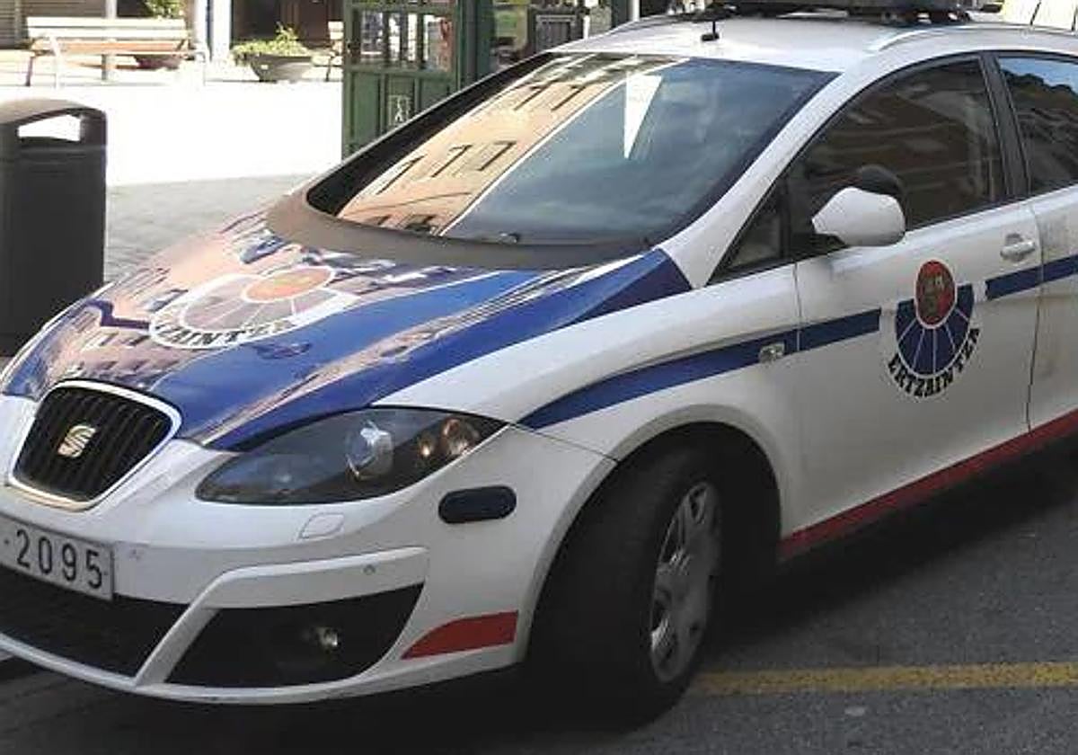 Detenido un joven en Lemoa tras intentar robar en un comercio y quedar atrapado en unas zarzas