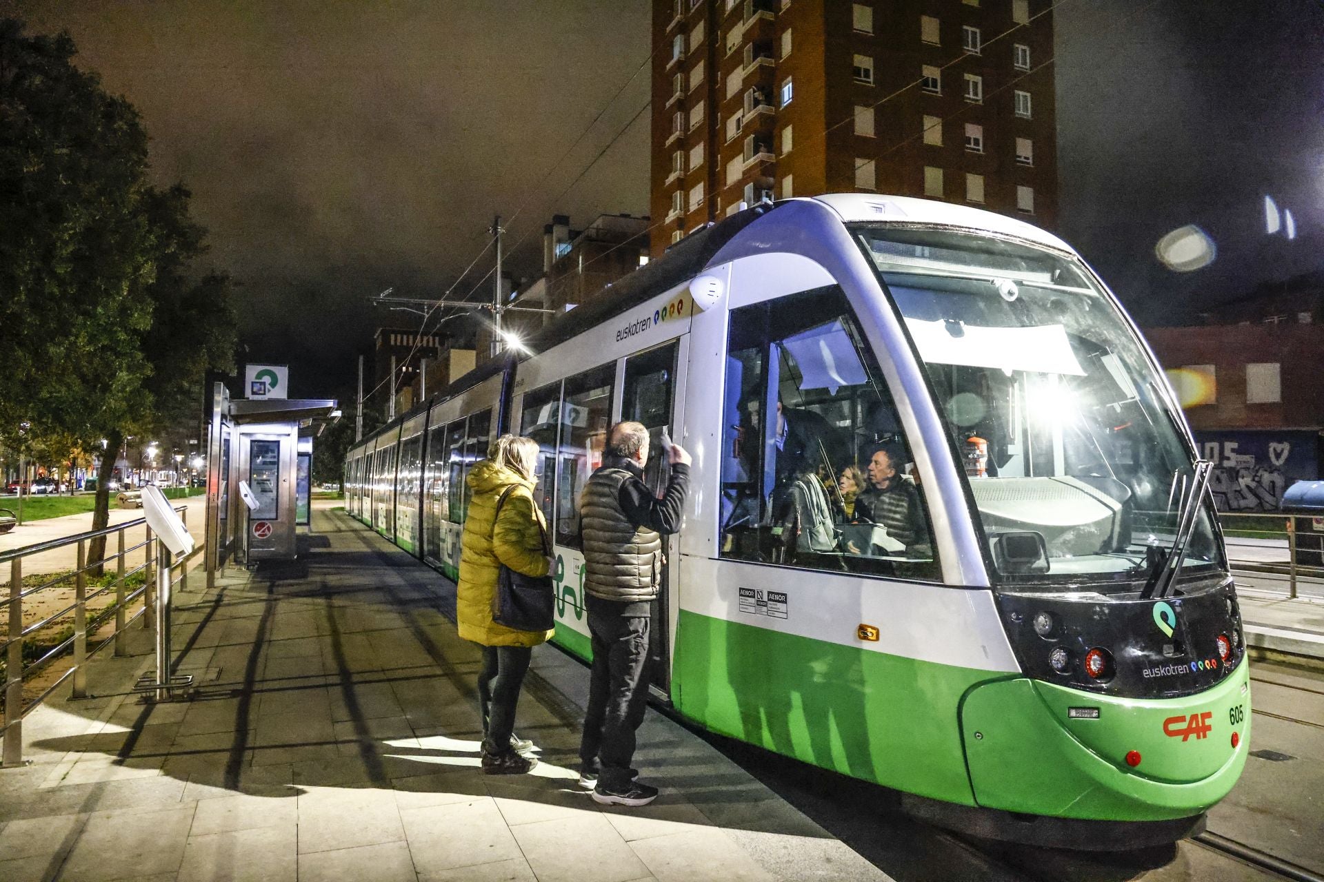 El tranvía se para en Vitoria