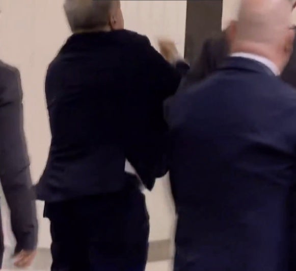 Graves insultos de Laporta en el palco a los directivos de la Federación: «Cobardes, sinvergüenzas, hijos de puta»