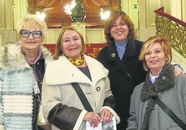 Jaione Laraudogoitia, Mari Sili de Luis, Laura Ruiz de Azua y Carmen Artegi.