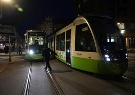 Un fallo eléctrico deja a Vitoria sin tranvía dos horas y media