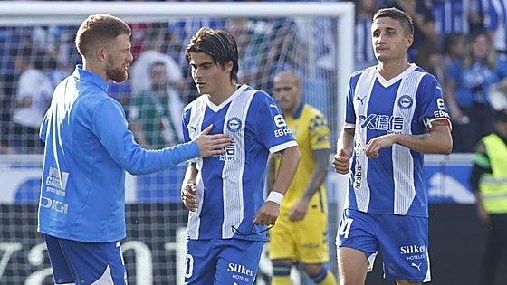 El Alavés se activa en el mercado de fichajes