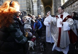 Bendición de mascotas en Urkiola