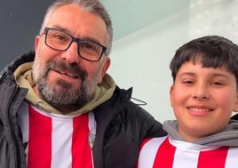 La pasión por el Athletic inculcada de padre a hijo en un pueblo de Galicia: «No se puede explicar»