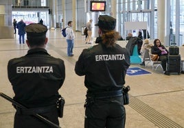 Seguridad estudia controlar los tatuajes de los ertzainas