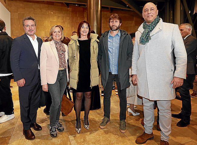 Jonan Uría, Amaia del Campo, Esther Apraiz, Aitor Aurrekoetxea e Iñigo Asensio.