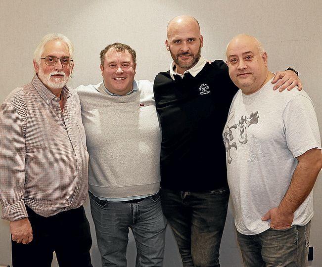 Javier Marín, Iñigo Burgos, Jabier Romanos e Iñaki Pastora.