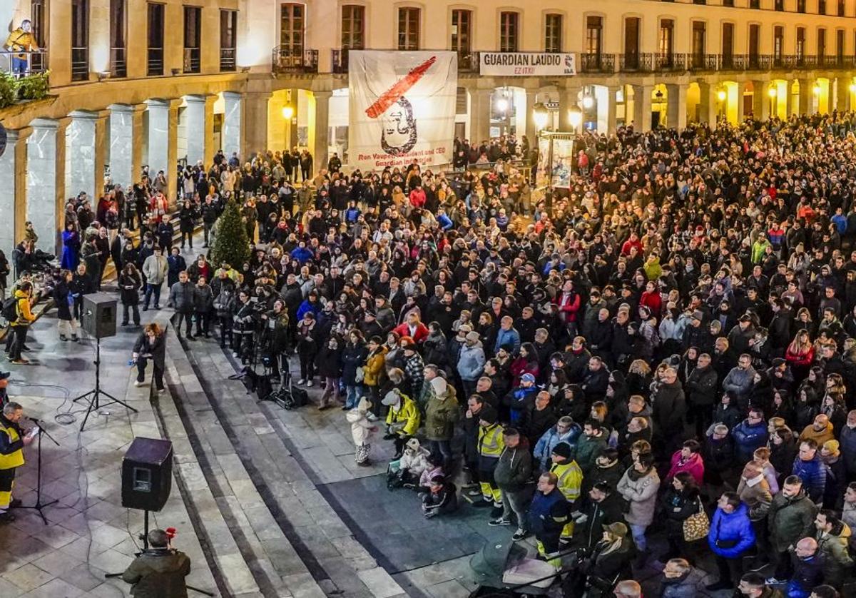 Ha sido una de las manifestaciones más multitudinarias que se recuerdan en Llodio.