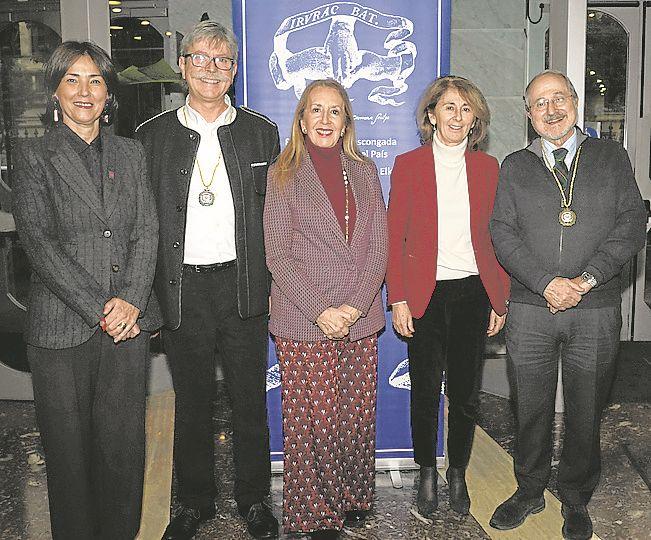 Begoña Gil, Rafa Gorrotxategi, María Jesús Cava, Carmen Adán y Ricardo Franco.