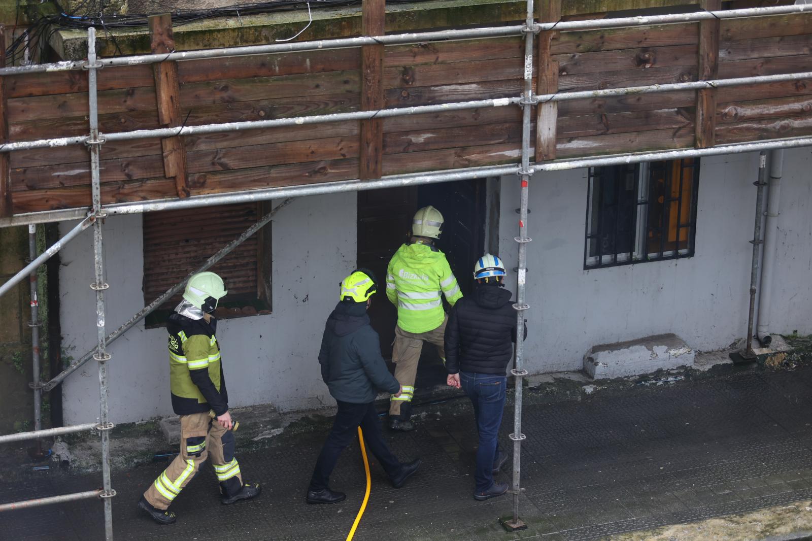 El día después del incendio de Basauri