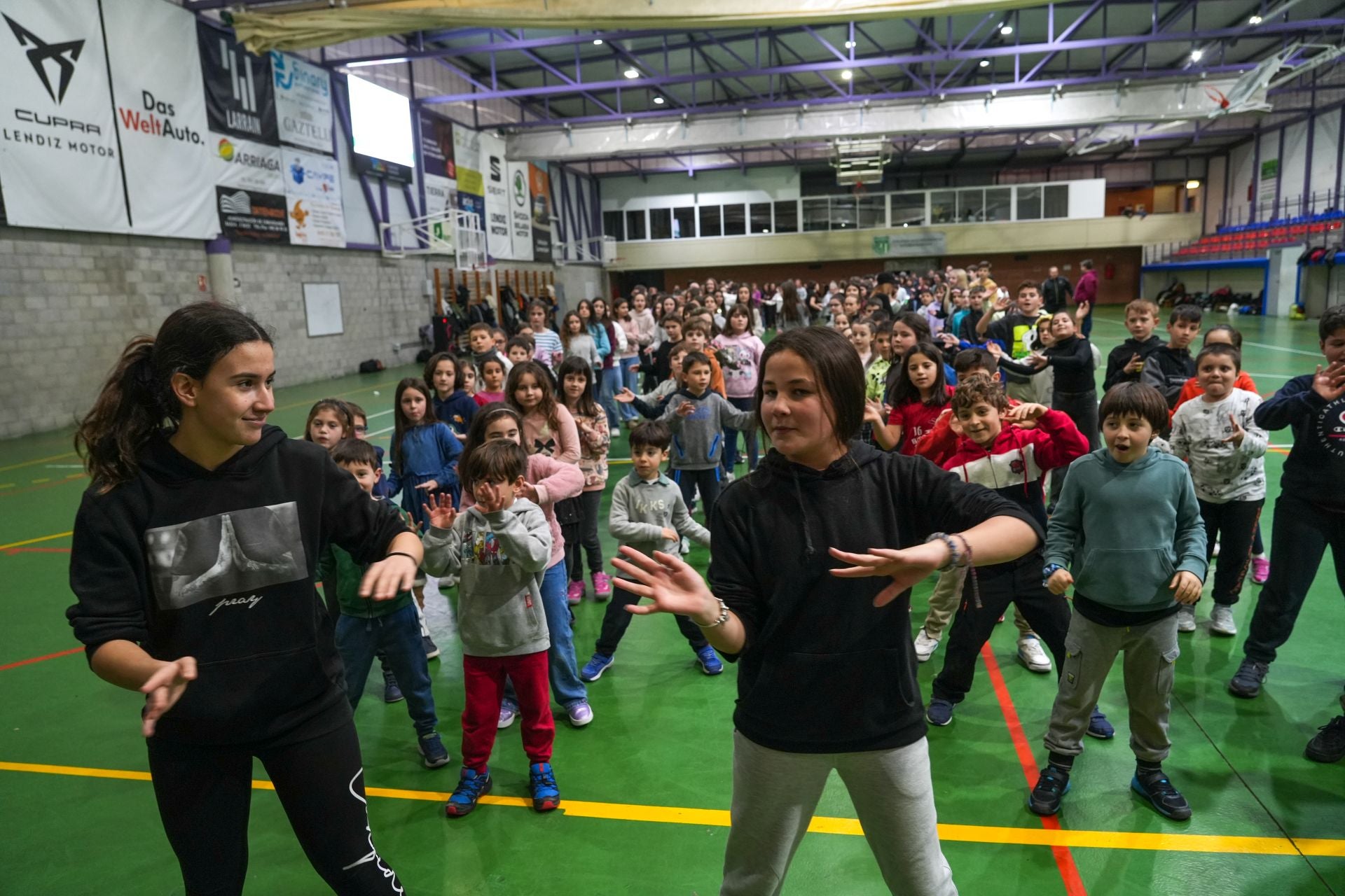 Los comparseros de San Prudencio, durante un ensayo