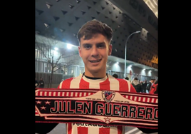 El joven hincha del Athletic que siempre lleva la bufanda de Julen Guerrero de su abuelo: «Era un enamorado de este equipo»
