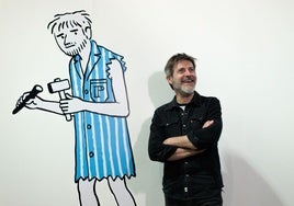 El dibujante, fotografiado en su estudio.