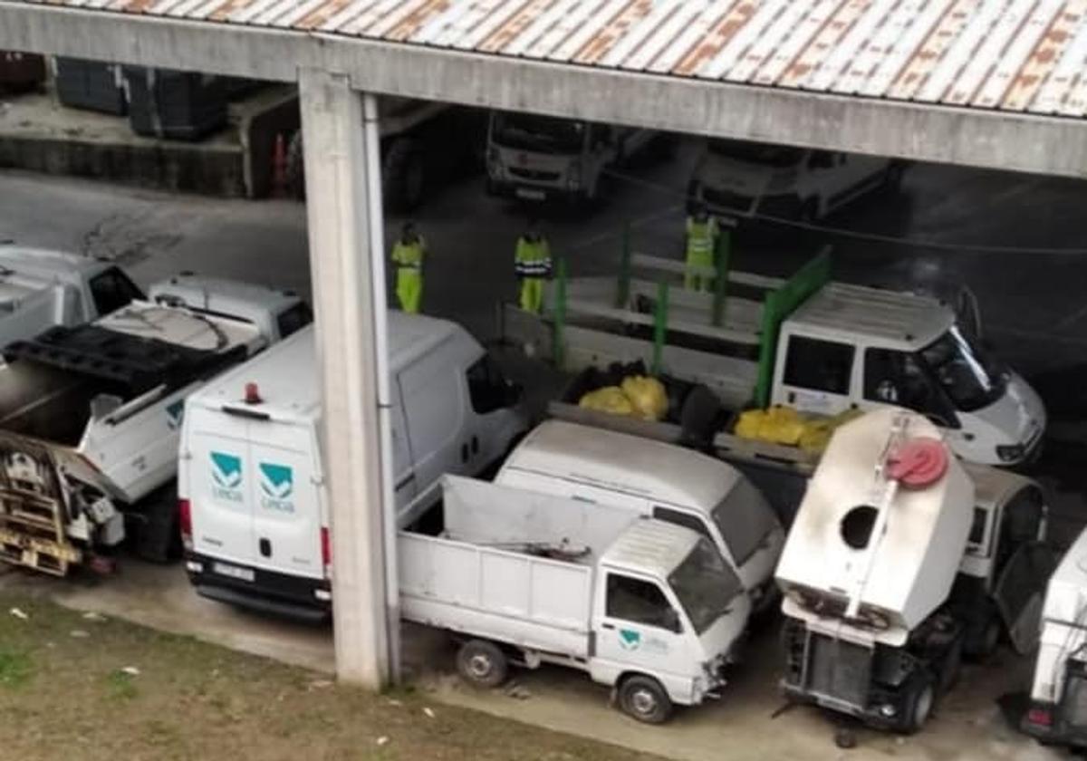 El parque móvil actual se encuentra a escasos metros de varios bloques de viviendas.