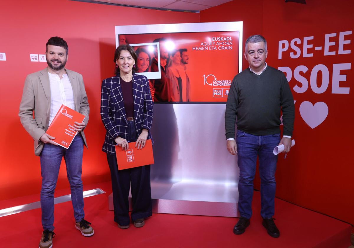 Pau Blasi, Begoña Gil y Miguel Ángel Morales han presentado este lunes el décimo congreso del PSE-EE.