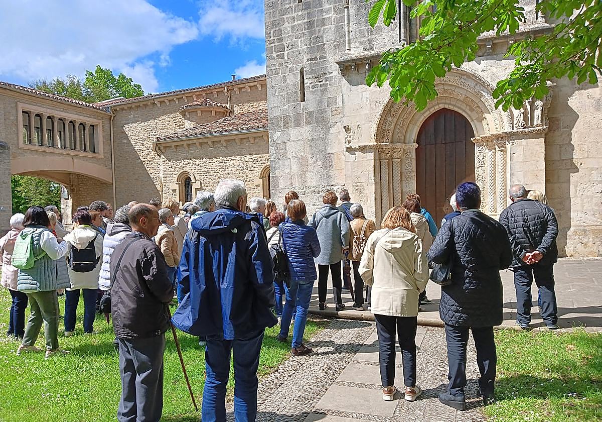 Excursión de personas de la tercera edad del Duranguesado