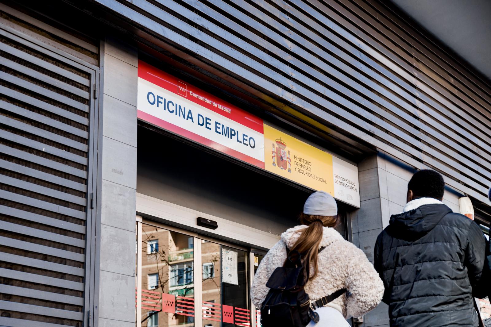 El SEPE obliga a devolver 9.100 euros del subsidio de mayores de 52 años a un parado por ocultar una herencia