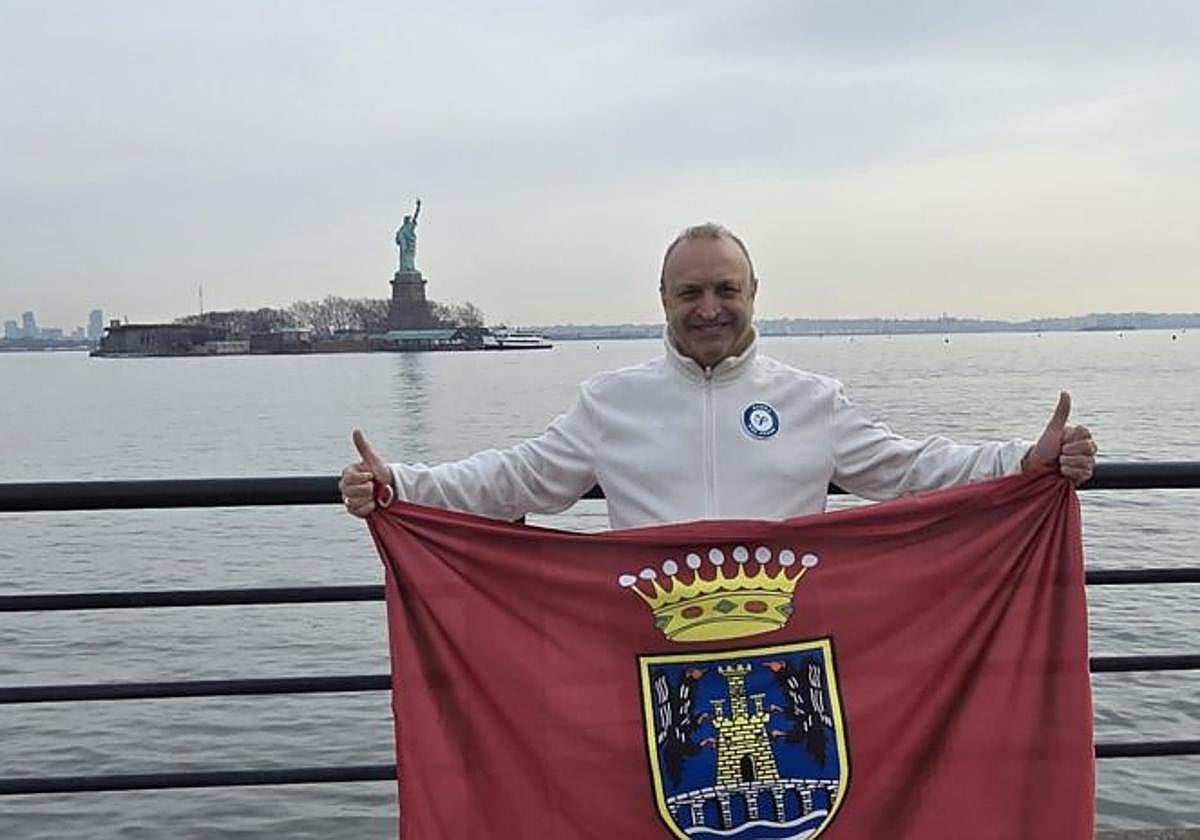 El mirandés visitó la Estatua de la Libertad.