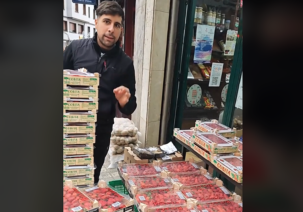 Un frutero bilbaíno explica por qué las fresas de Marruecos son más baratas que las de Huelva