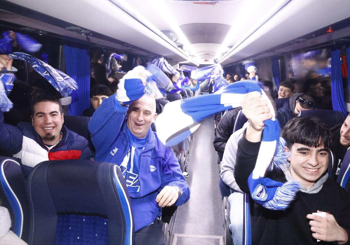 La afición del Alavés toma Leganés