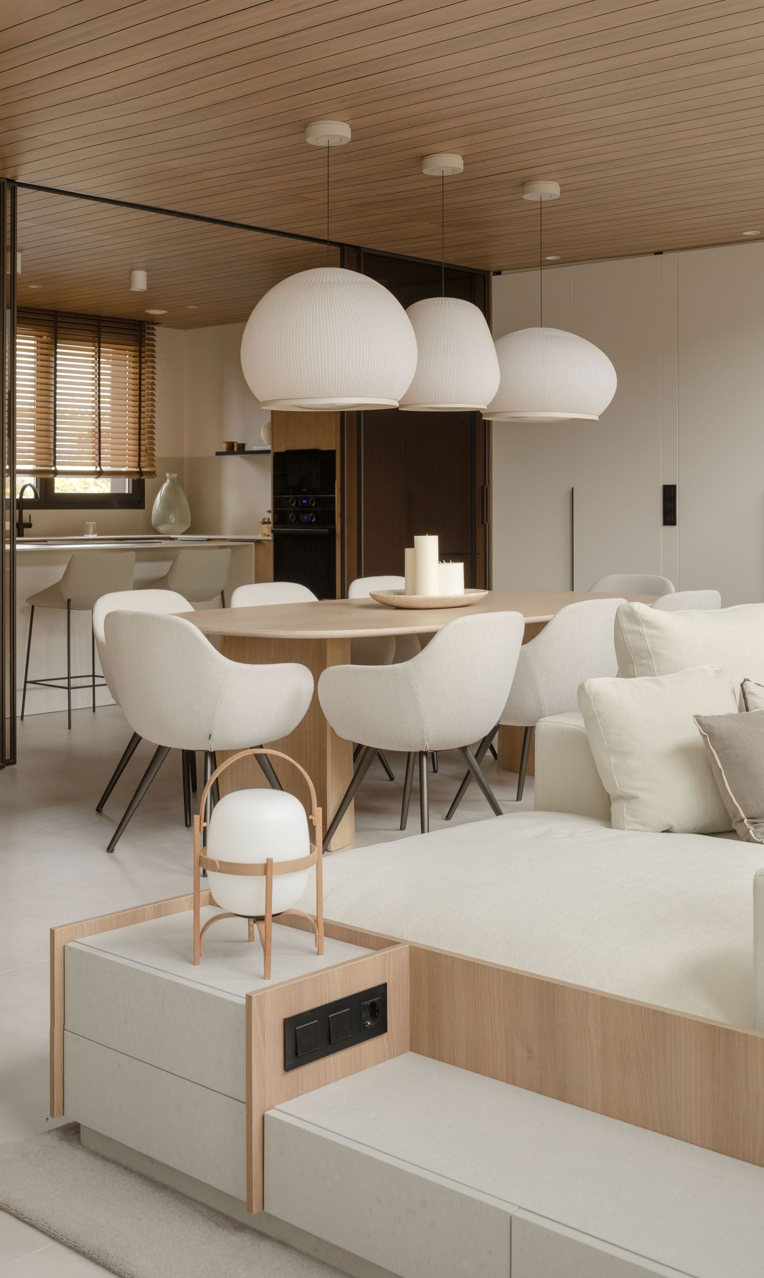 Este chalet de una familia bilbaína lo tiene todo: lujo, diseño y mucha luz