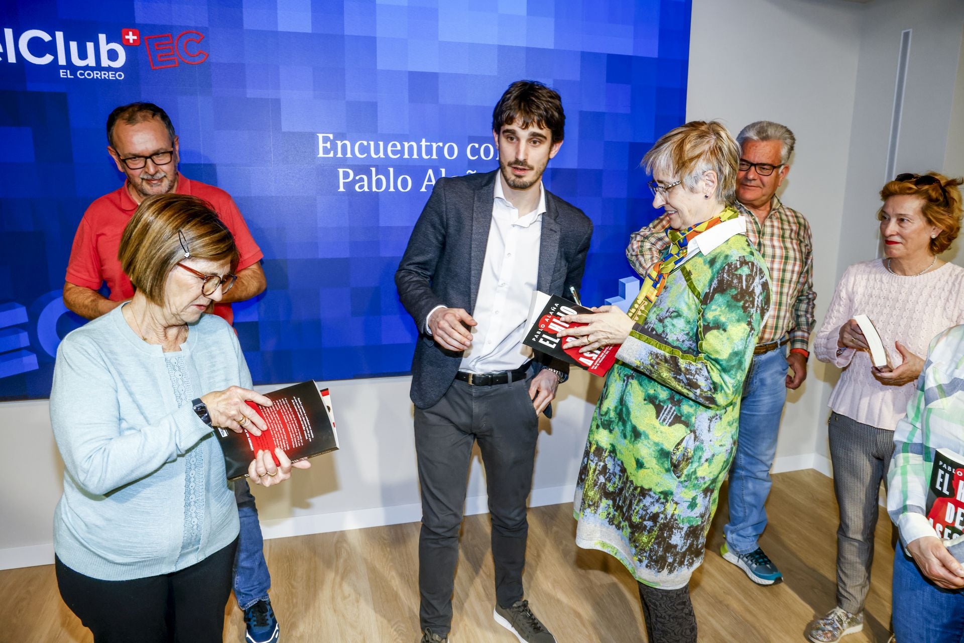 Pablo Alaña habla con los suscriptores de EL CORREO