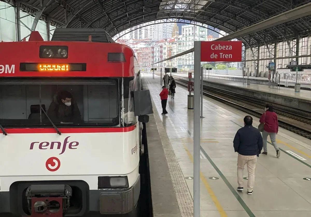 Renfe consulta a los usuarios de la línea 3 de cercanías sobre los nuevos trenes y horarios